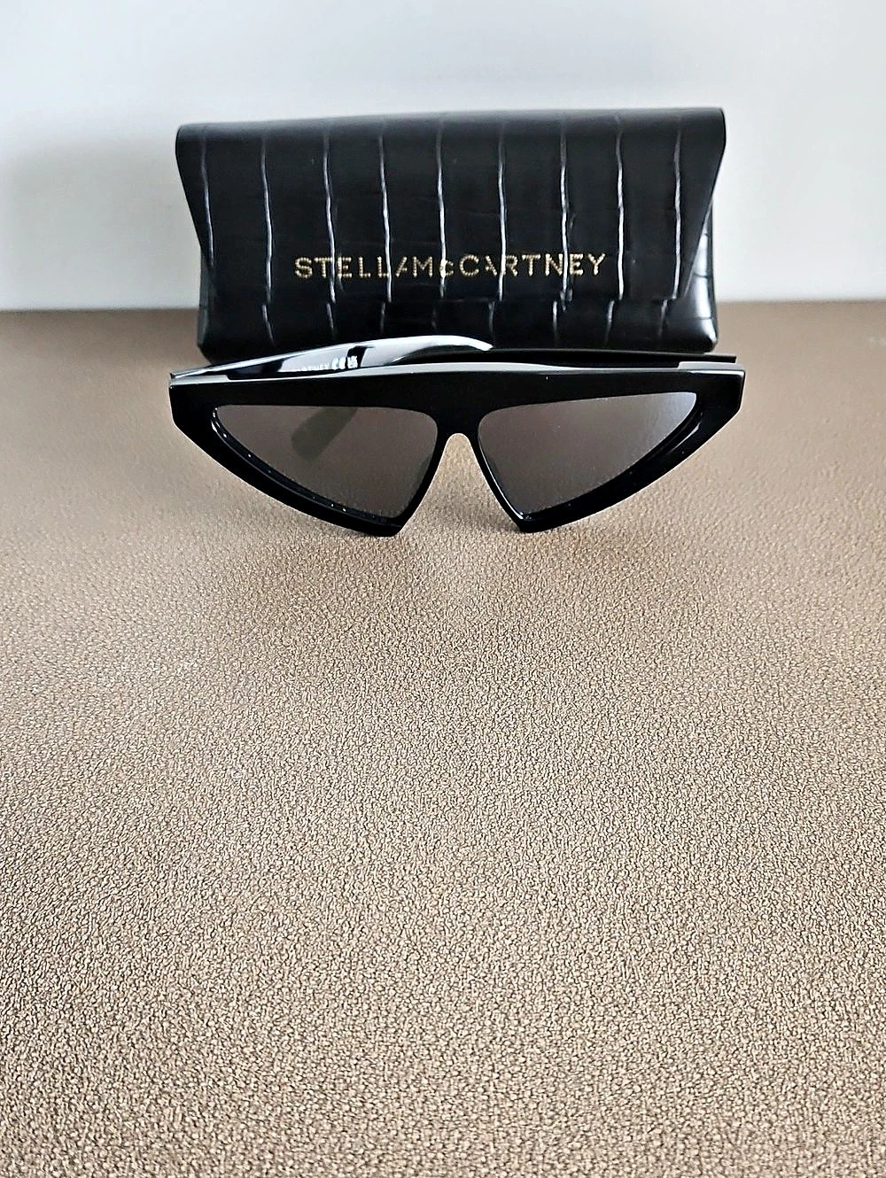 Stella McCartney Cat Eye Sunglasses with Falabella Croc Case Black